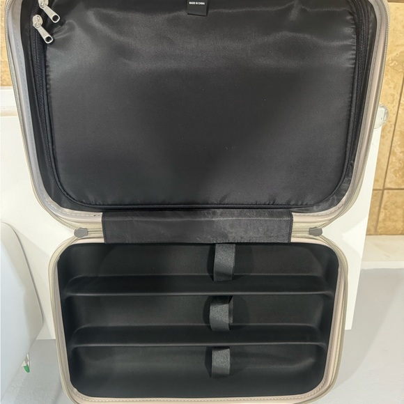 Calista Case Hair Organizer,Styling Station,Storage & Travel Case,Heat-Resistant - Picture 4 of 9